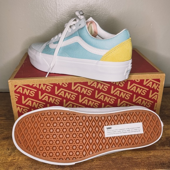 Never Worn Pastel Vans Women’s - Picture 2 of 3